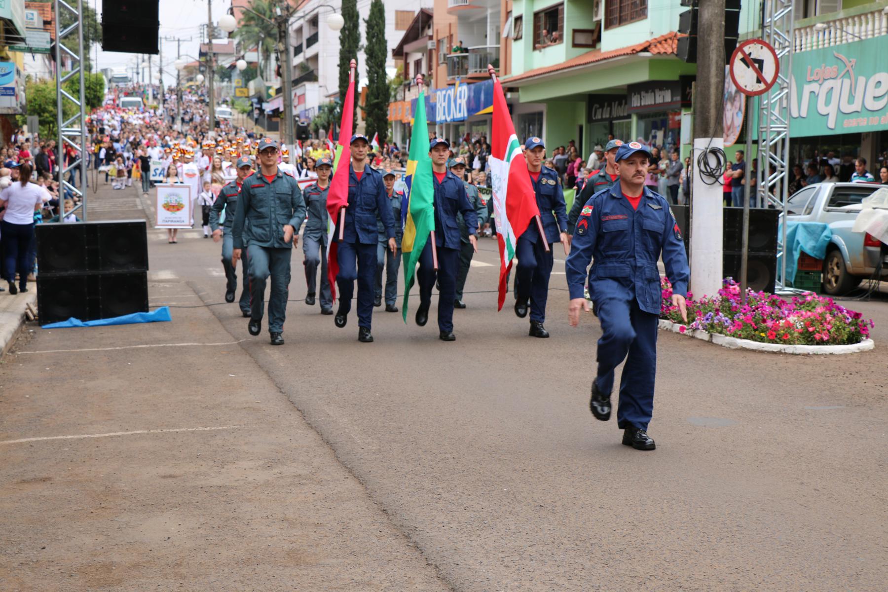 Desfile Cidadania 2019 - 007.jpg