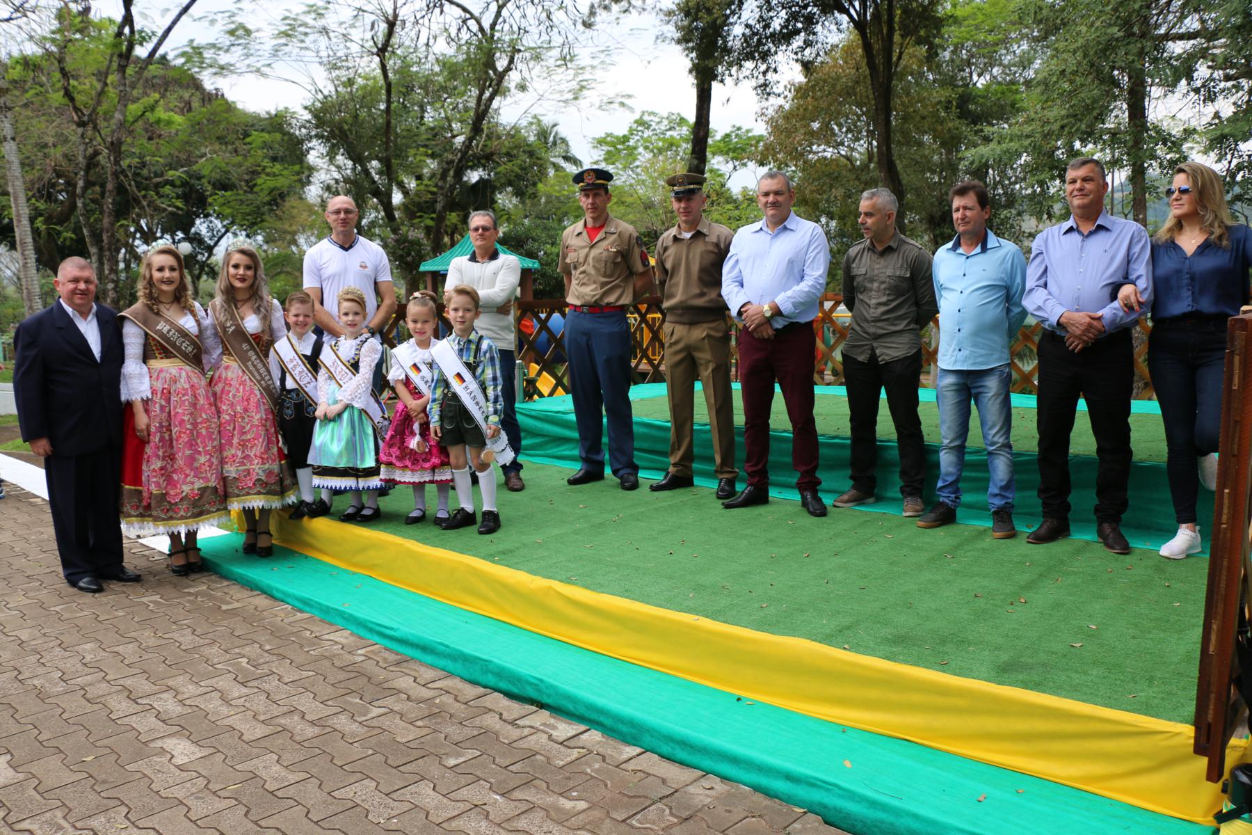 Desfile Cidadania 2019 - 009.jpg