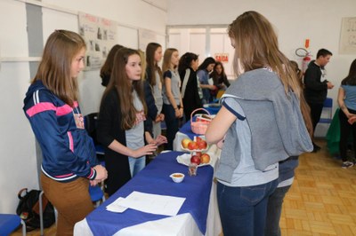 Feira do Conhecimento EEB São José 023.jpg