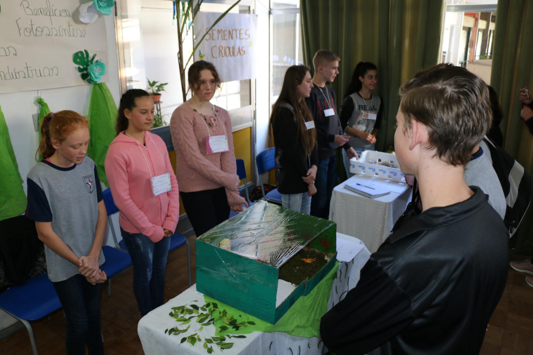 Feira do Conhecimento EEB São José 029.jpg