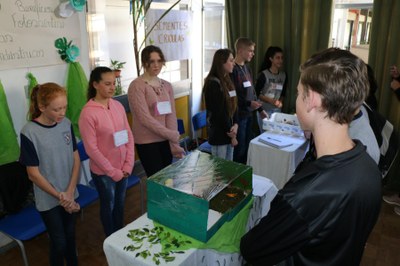 Feira do Conhecimento EEB São José 029.jpg