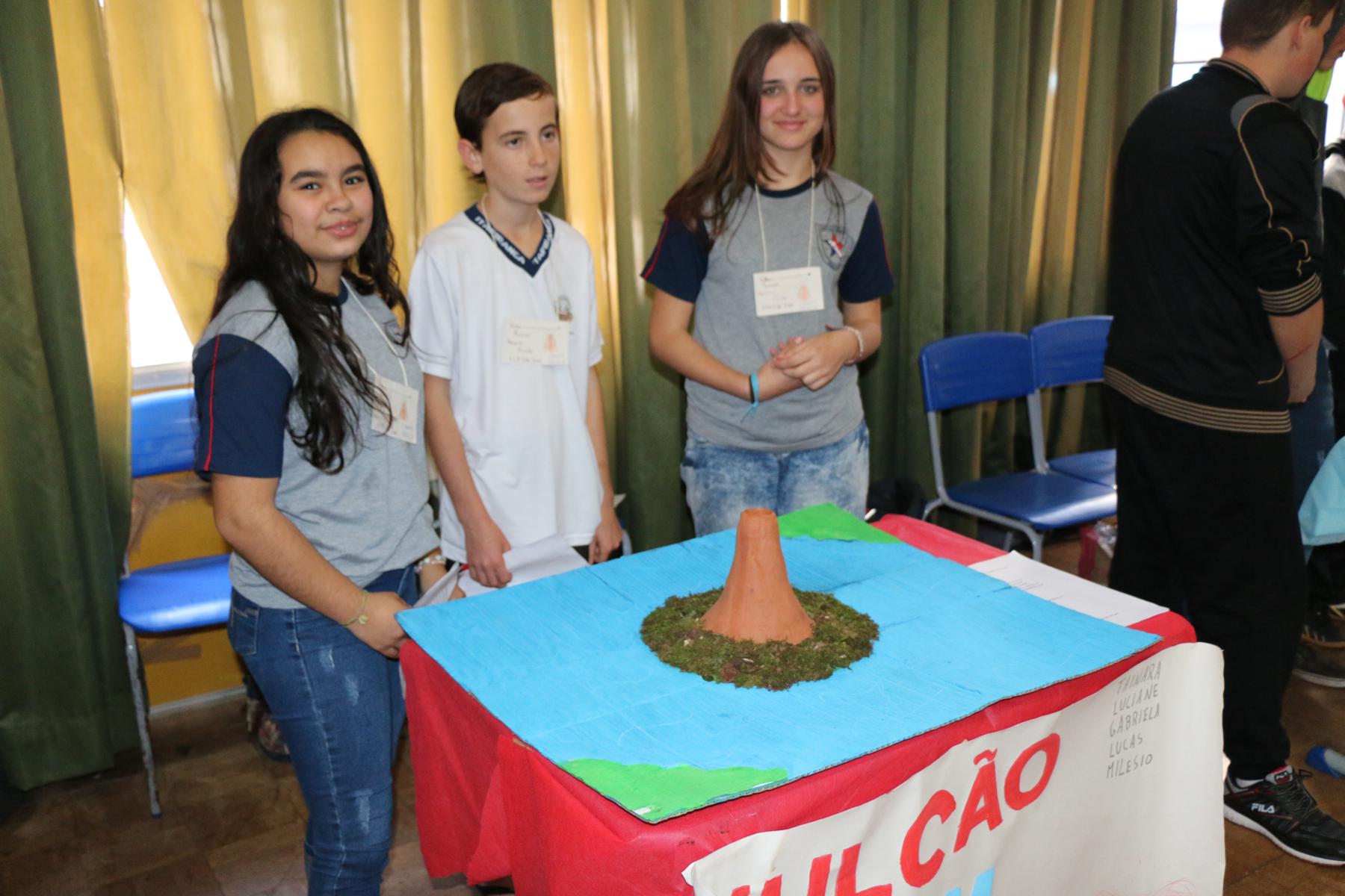 Feira do Conhecimento EEB São José 031.jpg