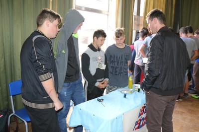 Feira do Conhecimento EEB São José 032.jpg