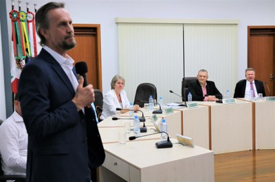 Sessão Solene 24.jpg