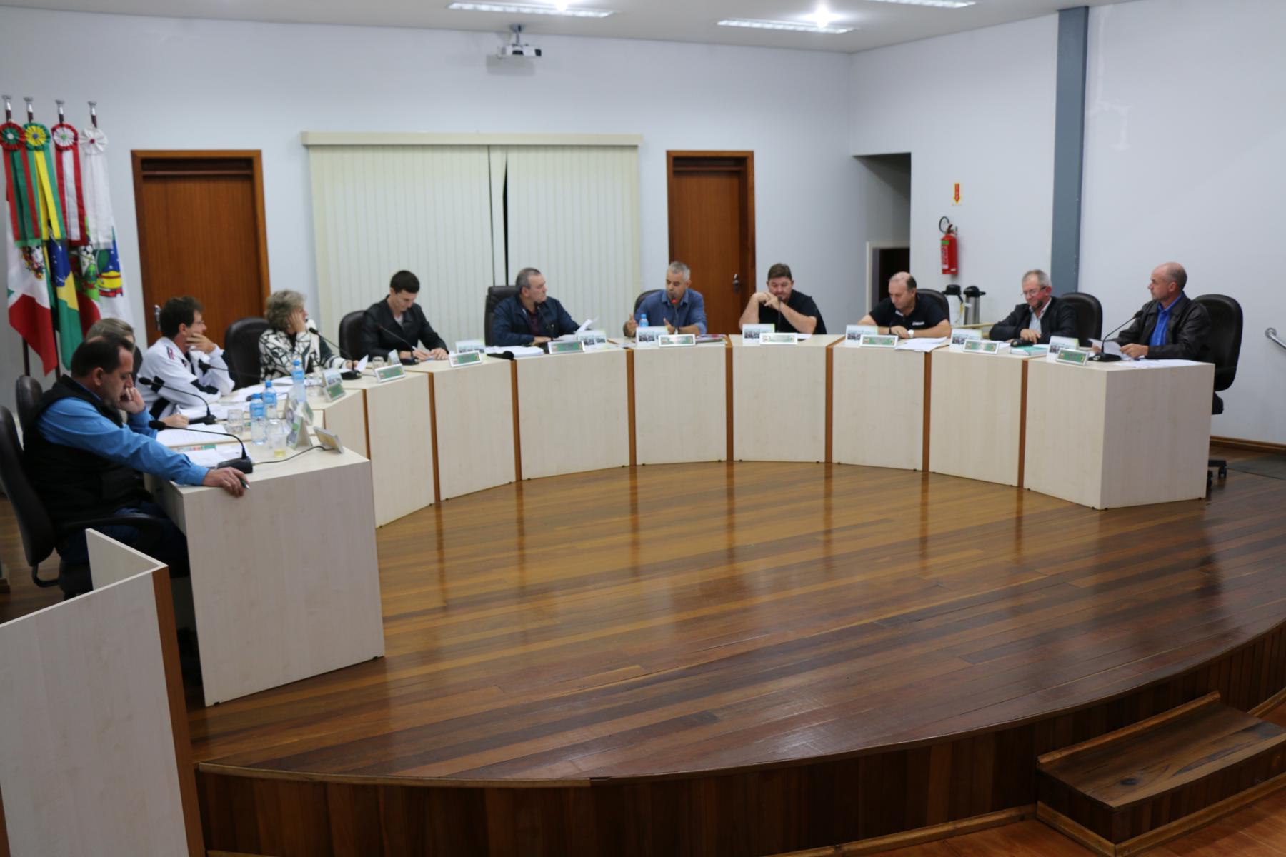 18ª Sessão Ordinária 001.jpg