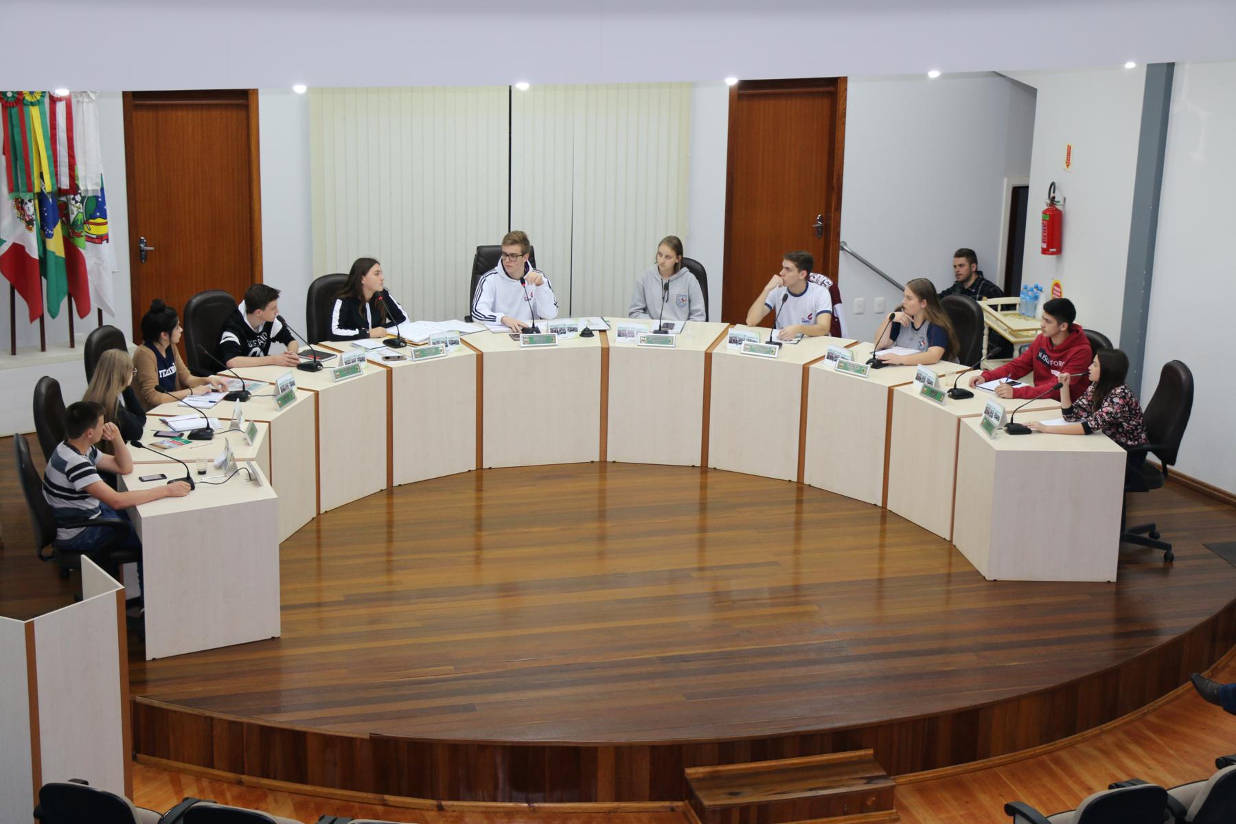 Câmara Mirim 001.jpg