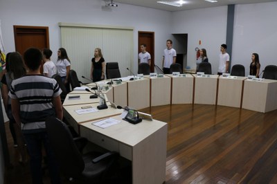 Sessão Solene de Posse da Câmara Mirim 02.jpg
