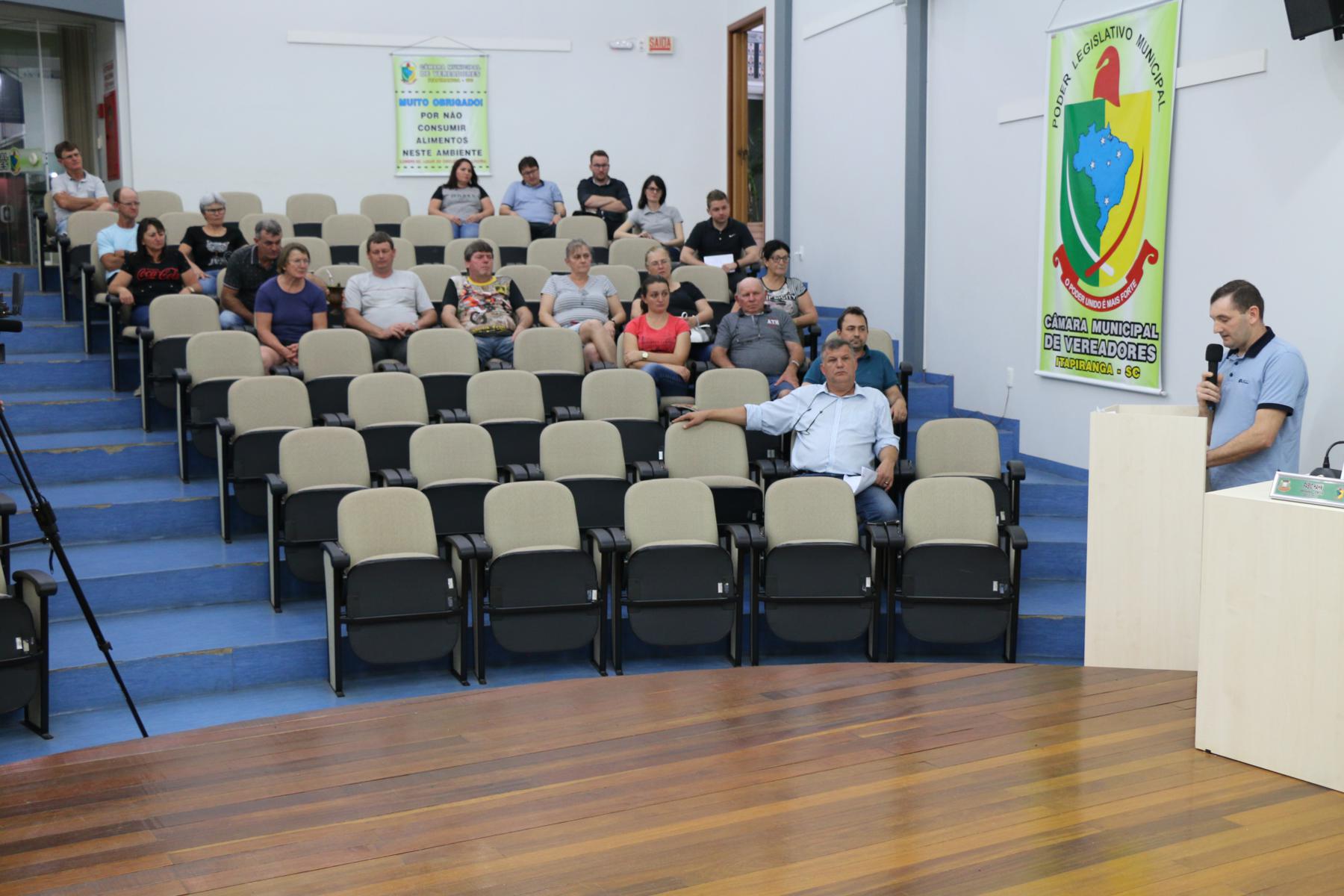 Tribuna Livre 03.jpg