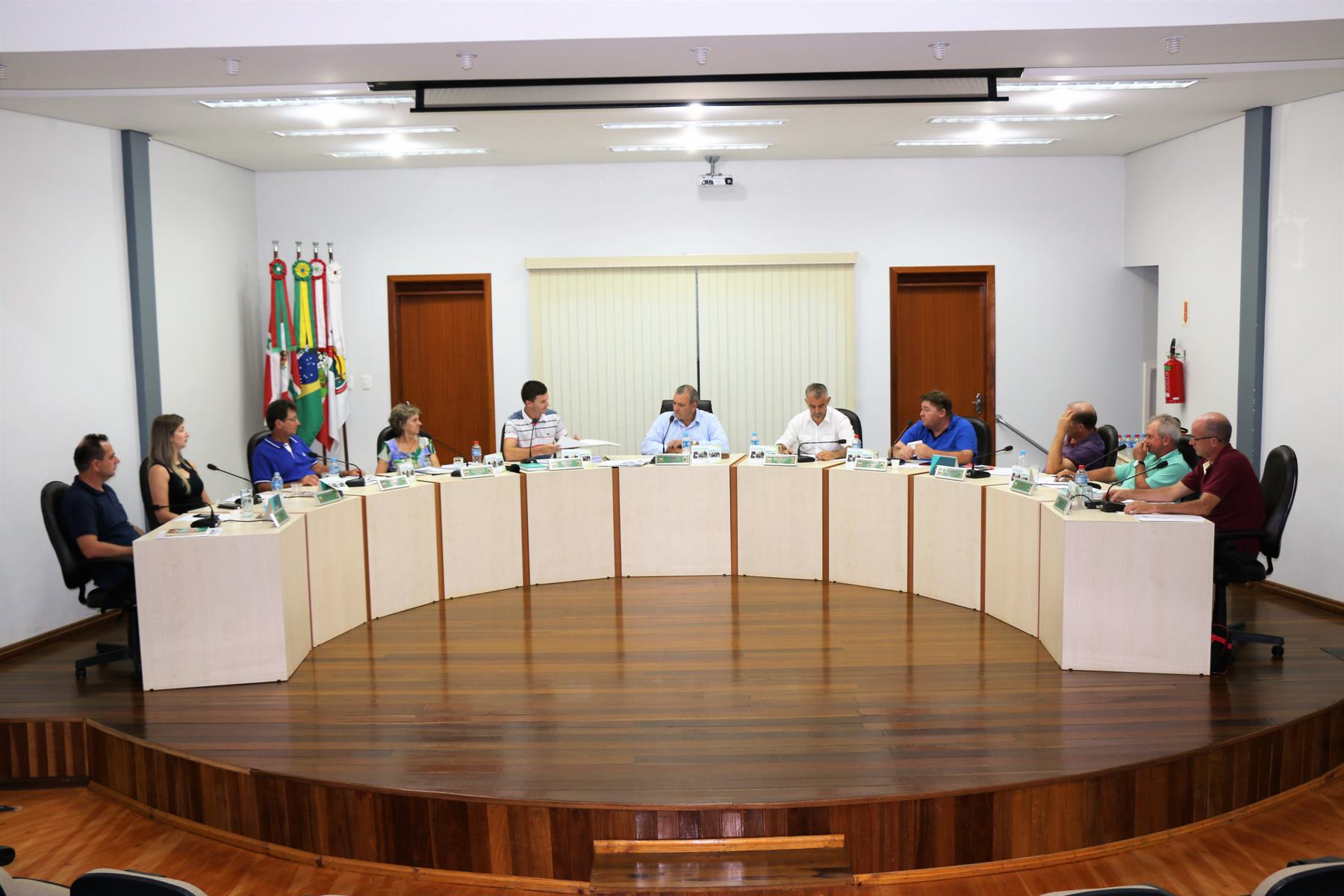 Legislativo aprova dois projetos na sessão ordinária desta semana