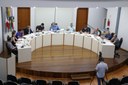 Poder Legislativo rejeita veto parcial do prefeito ao projeto de financiamento pelo BADESC