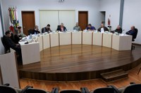 Vereadores retomam sessões ordinárias nesta segunda-feira, dia 05